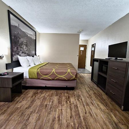 Super 8 By Wyndham Goodyear/Phoenix Area Exterior photo