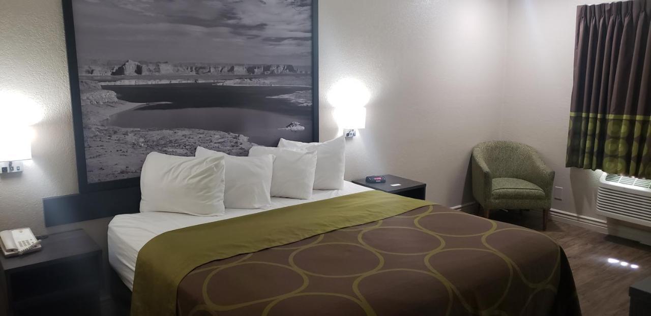 Super 8 By Wyndham Goodyear/Phoenix Area Exterior photo