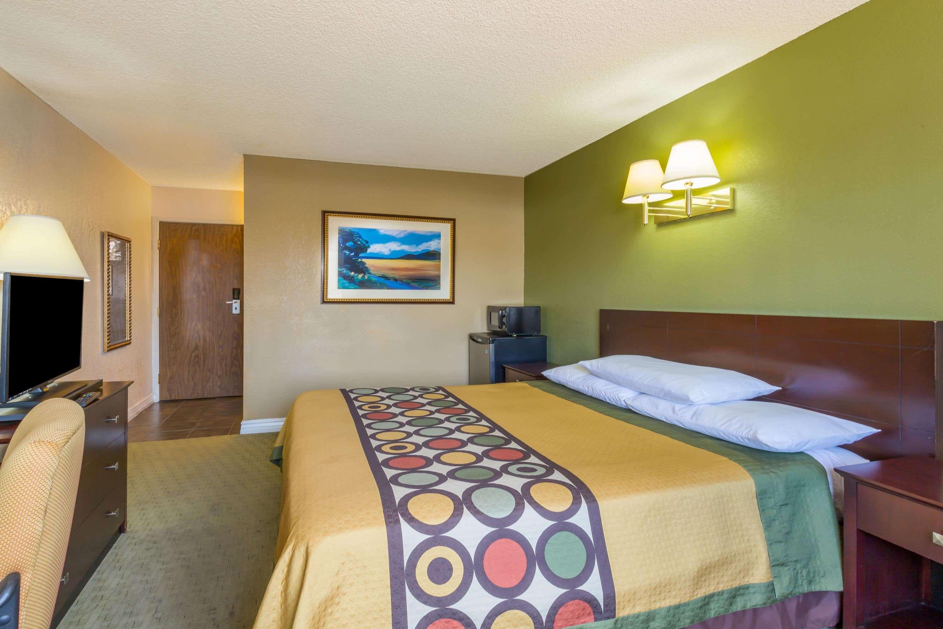 Super 8 By Wyndham Goodyear/Phoenix Area Exterior photo