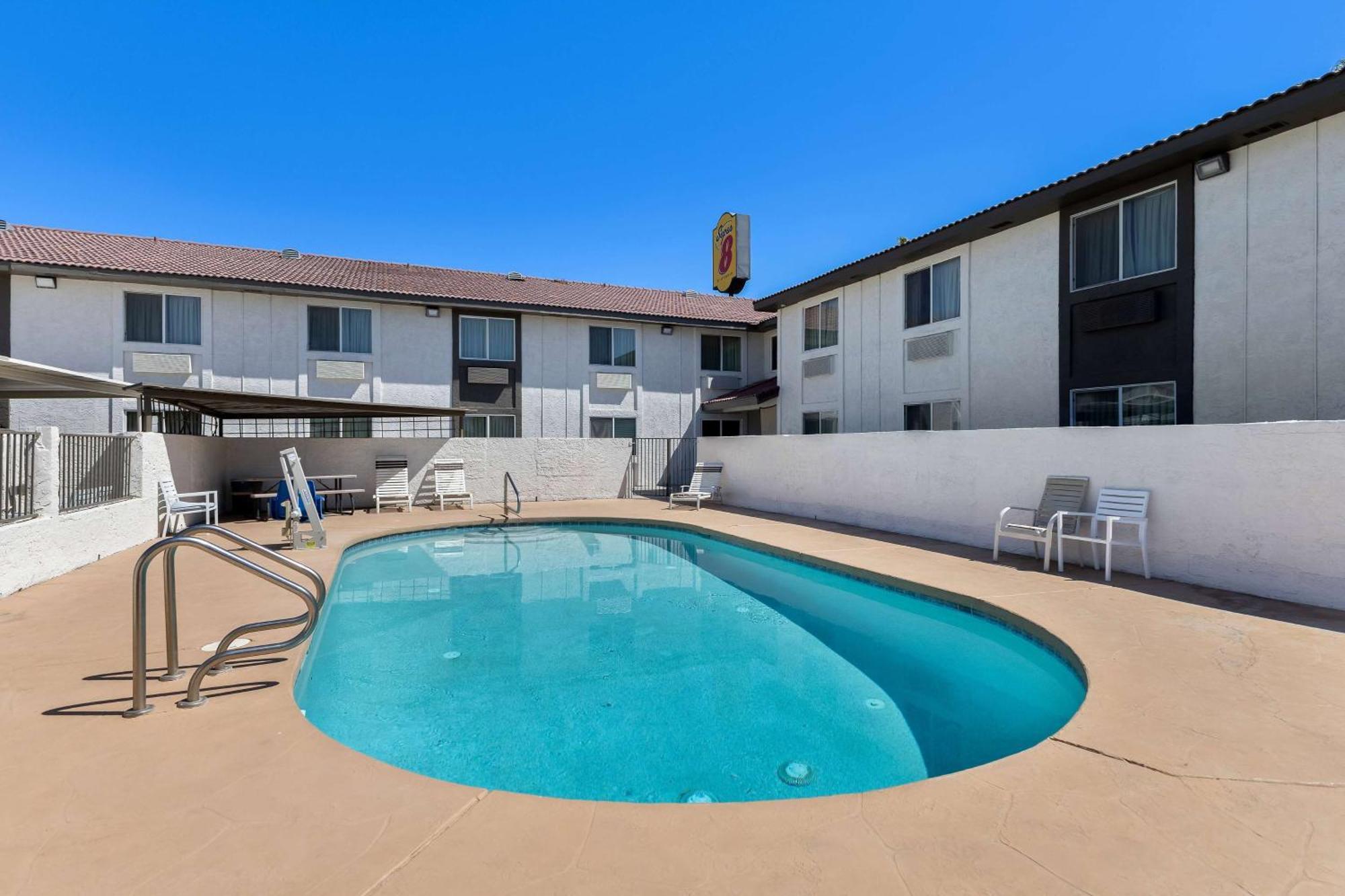 Super 8 By Wyndham Goodyear/Phoenix Area Exterior photo